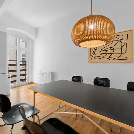 Beautiful 80sqm In Berlin-mitte 아파트 베를린