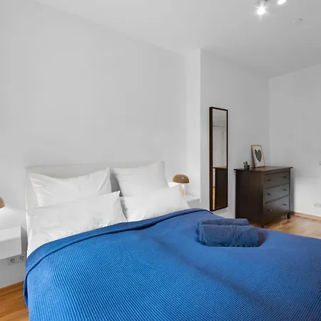 Beautiful 80sqm In Berlin-mitte 아파트