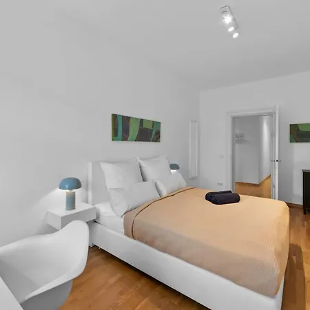 Beautiful 80sqm In Berlin-mitte شقة *